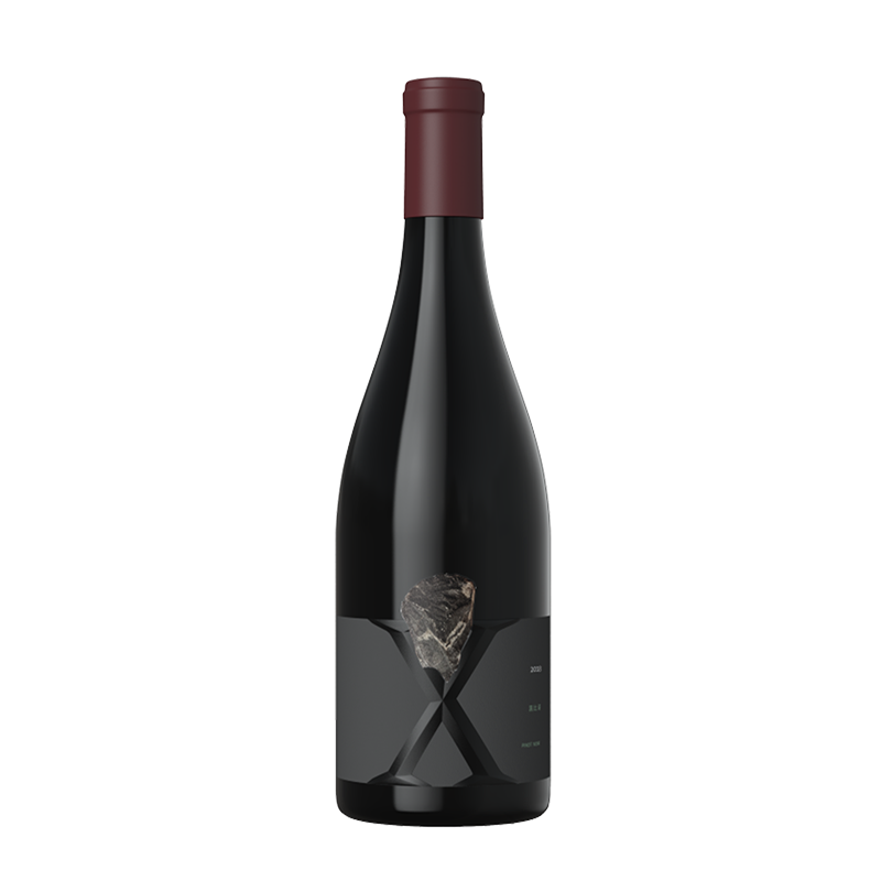 西鸽“X”黑比诺干红葡萄酒